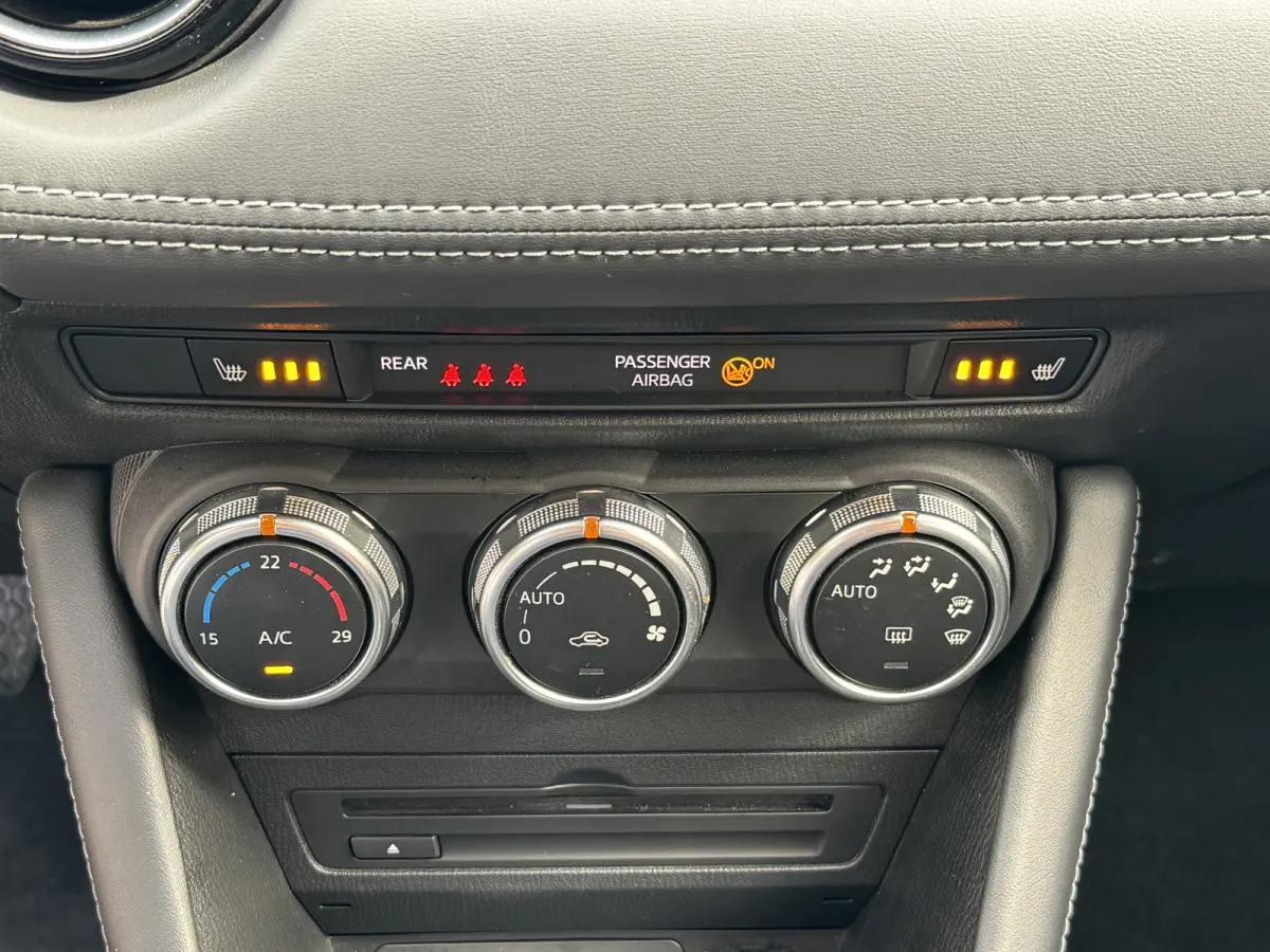 2.0 SkyActiv-G 120 GT-M Automaat Climate Control Leder Carplay Headup