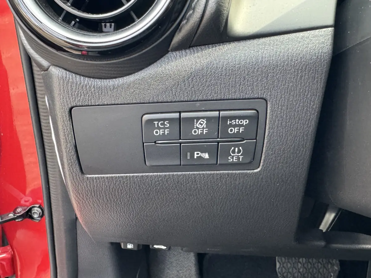 2.0 SkyActiv-G 120 GT-M Automaat Climate Control Leder Carplay Headup