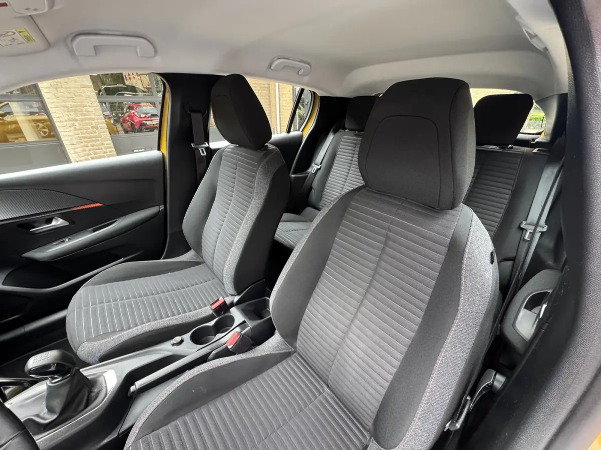 1.2 PureTech Active Airco Carplay