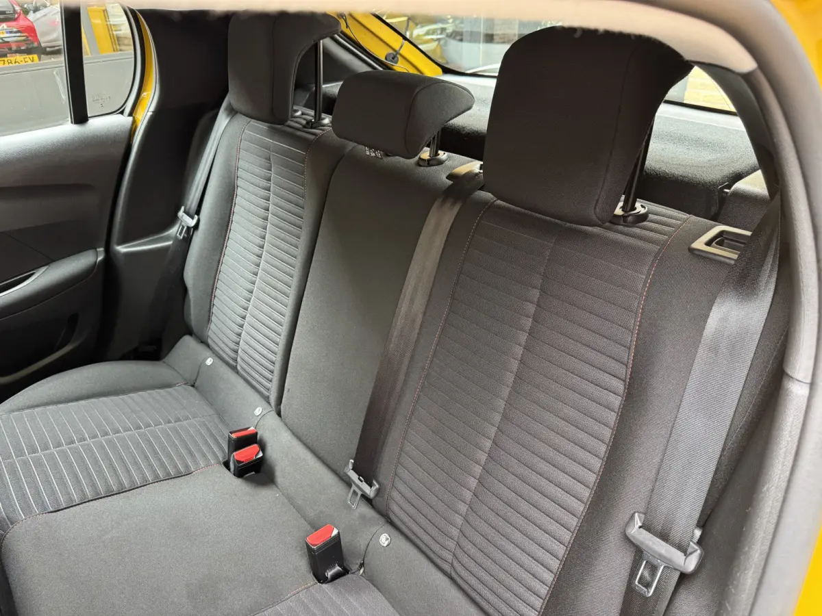 1.2 PureTech Active Airco Carplay