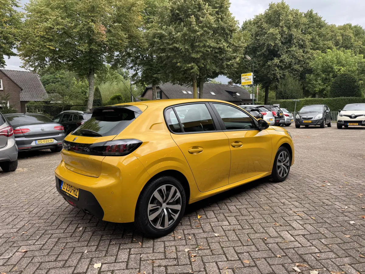 1.2 PureTech Active Airco Carplay