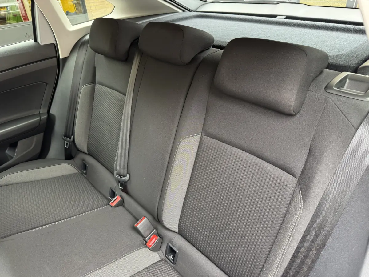 1.0 TSI Life Airco Led Carplay