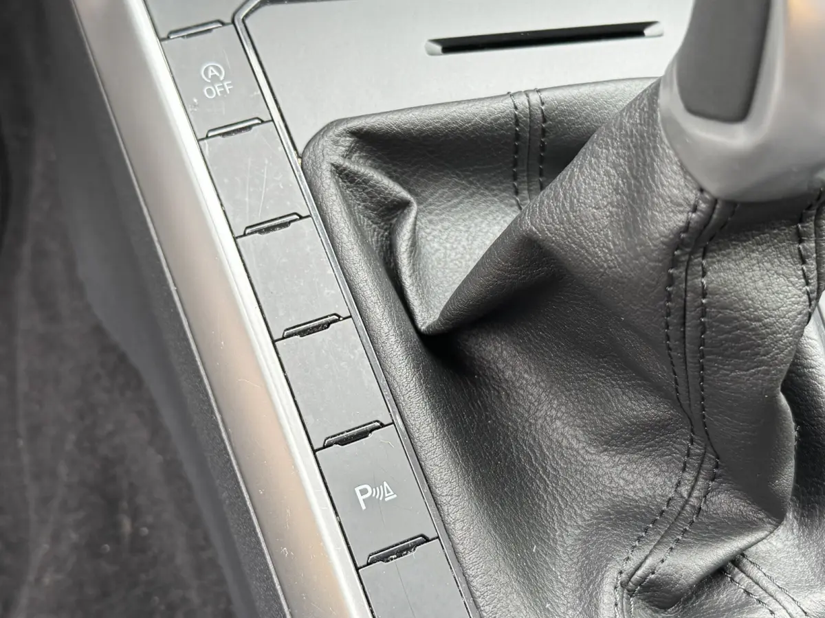 1.0 TSI Life Airco Led Carplay