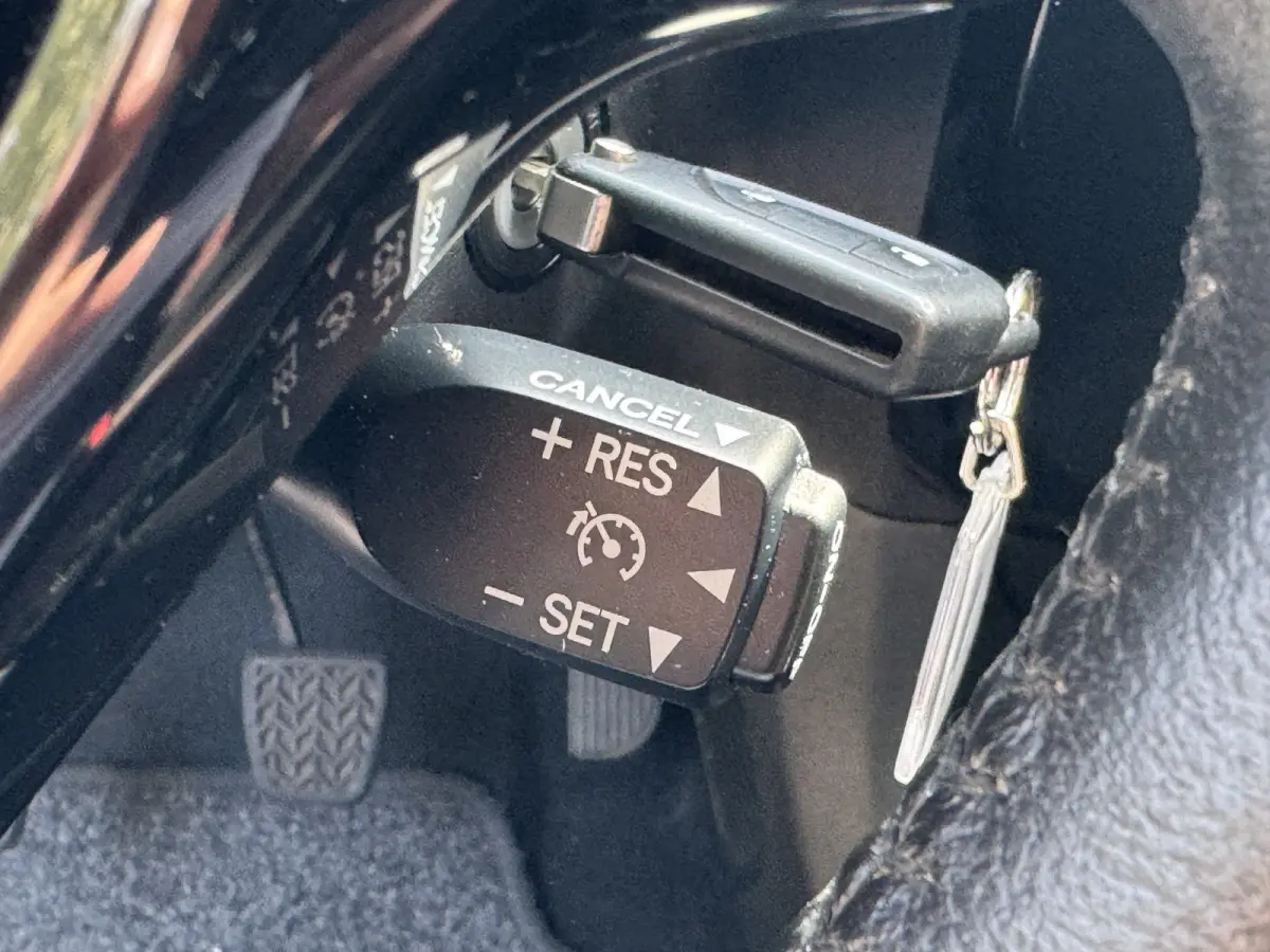 1.0 VTi Feel 5drs Airco Camera Carplay