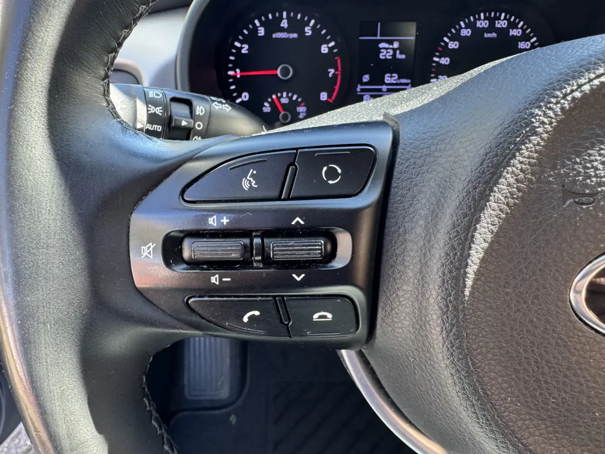1.0 TGDI Design Edition Navi Airco Camera Carplay