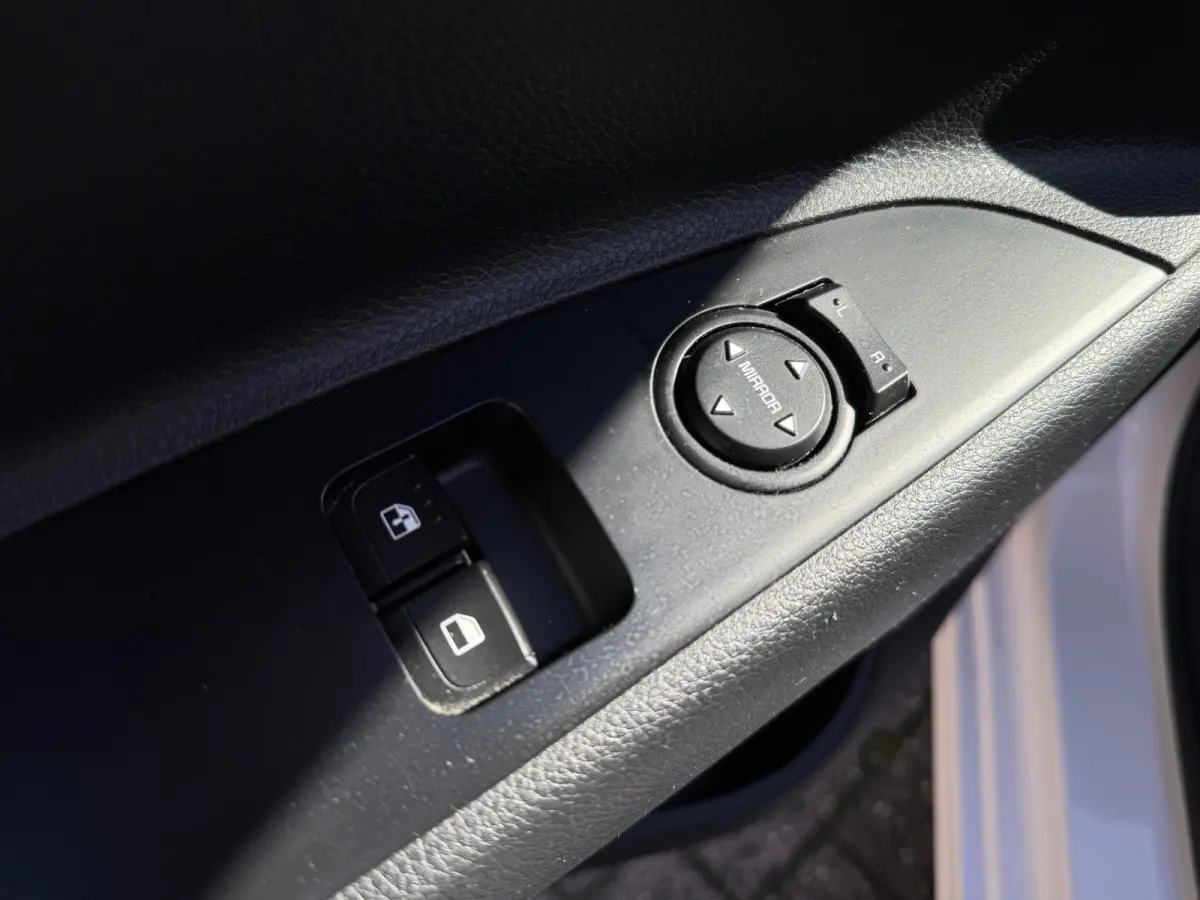1.0 TGDI Design Edition Navi Airco Camera Carplay