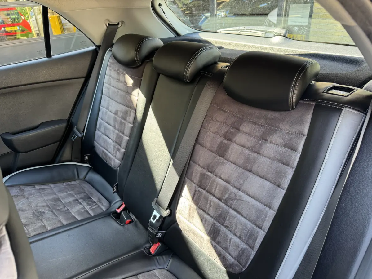 1.0 TGDI Design Edition Navi Airco Camera Carplay