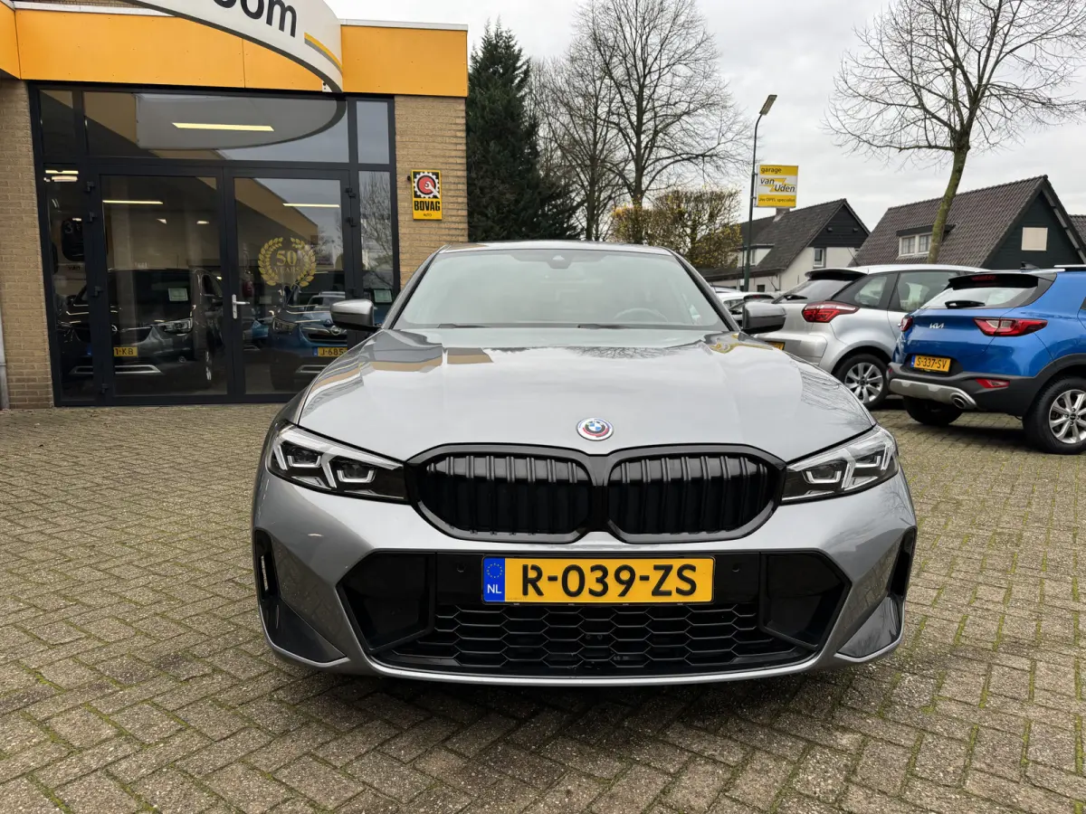 318i M-Sport Automaat Climate Control Led Navi Carplay