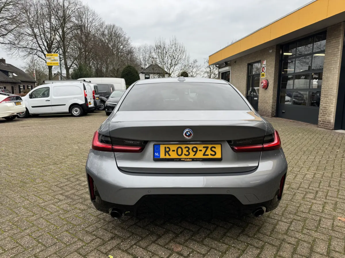 318i M-Sport Automaat Climate Control Led Navi Carplay