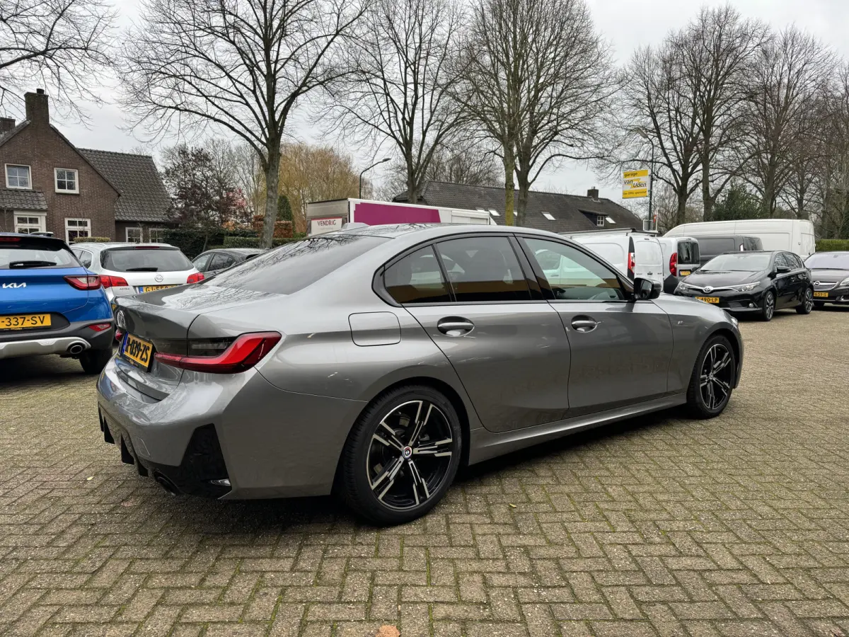 318i M-Sport Automaat Climate Control Led Navi Carplay