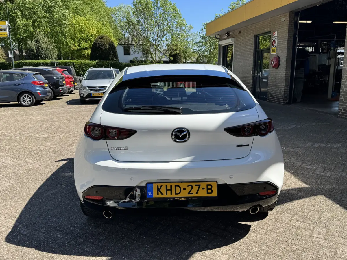 2.0 e-SkyActiv-G M Hybrid 122 Navi HeadUp Carplay