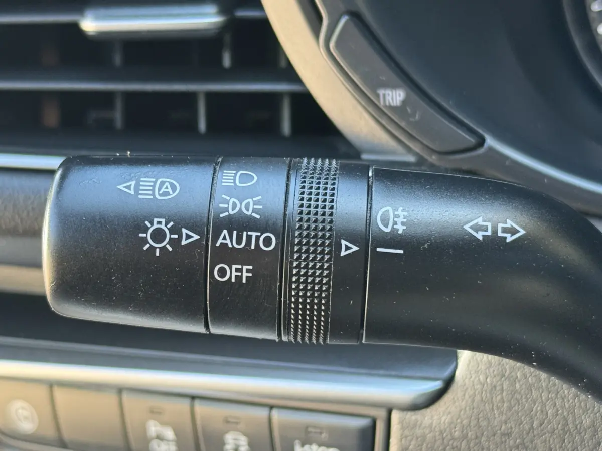 2.0 e-SkyActiv-G M Hybrid 122 Navi HeadUp Carplay
