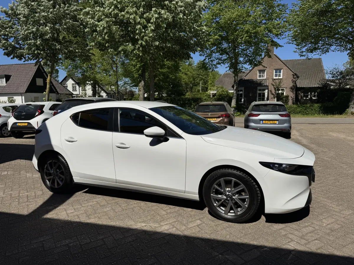 2.0 e-SkyActiv-G M Hybrid 122 Navi HeadUp Carplay