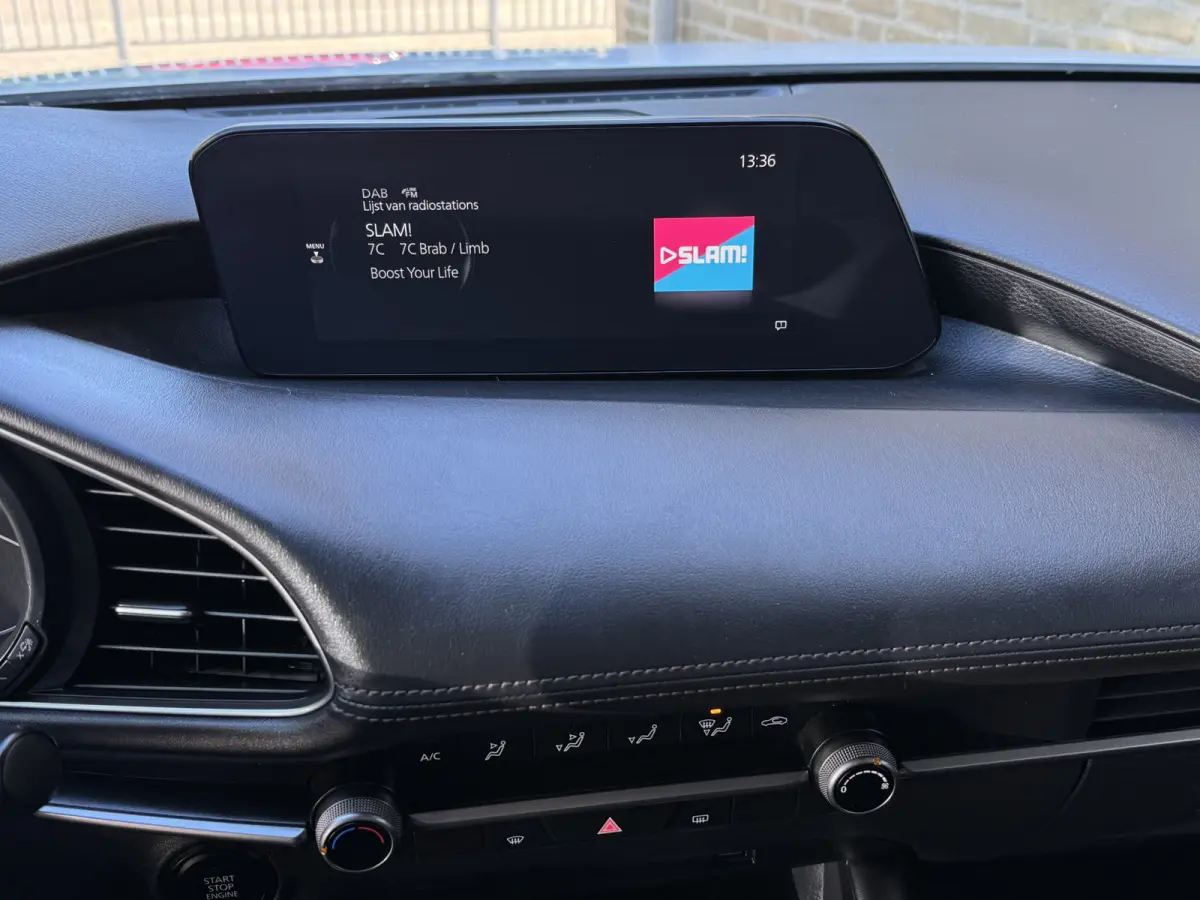 2.0 e-SkyActiv-G M Hybrid 122 Navi HeadUp Carplay