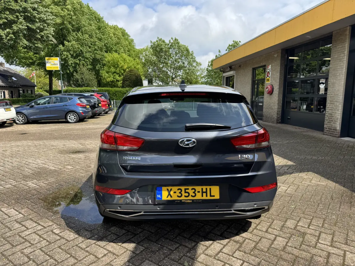 1.0 T-GDi MHEV Comfort Smart Automaat Navi Camera Carplay