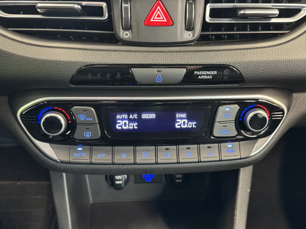 1.0 T-GDi MHEV Comfort Smart Automaat Navi Camera Carplay