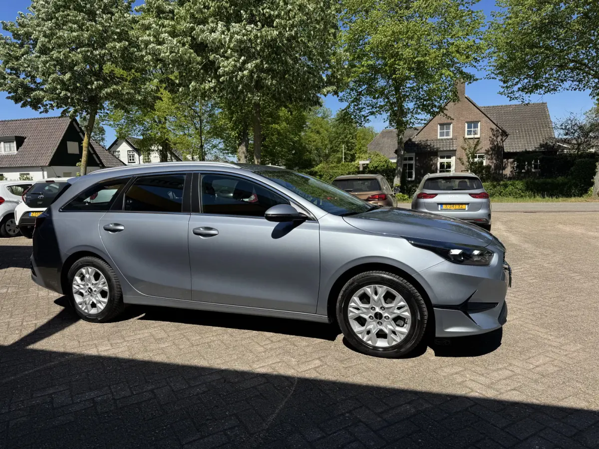 1.0 T-GDi DynamicLine Climate Control Navi Camera Carplay