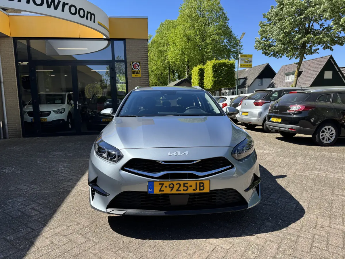 1.0 T-GDi DynamicLine Climate Control Navi Camera Carplay