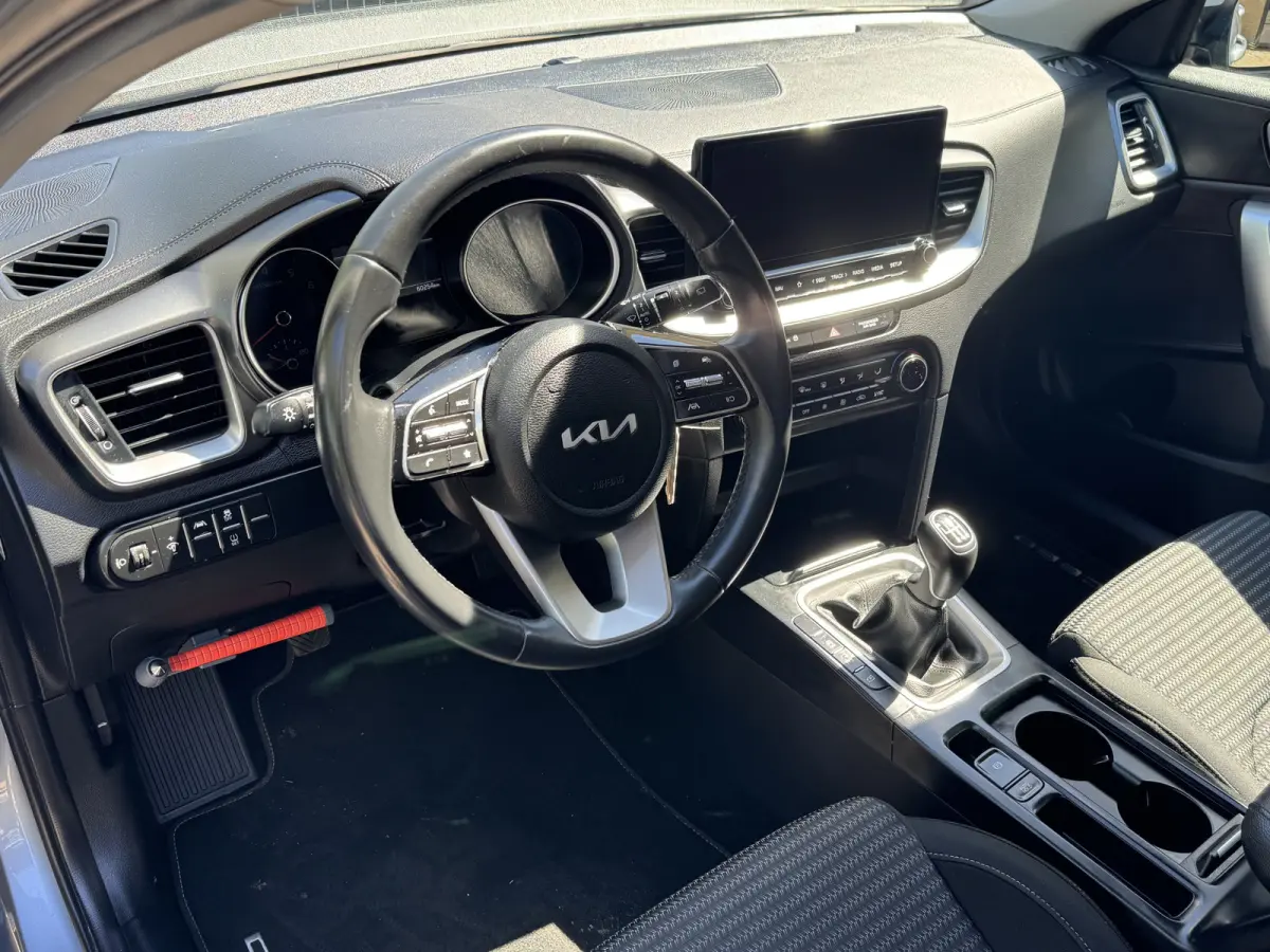 1.0 T-GDi DynamicLine Climate Control Navi Camera Carplay