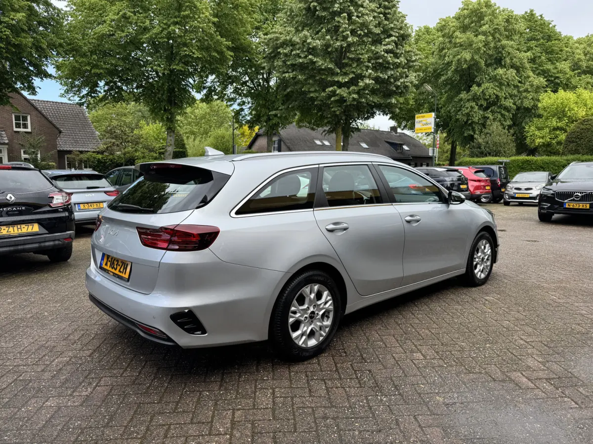 1.0 T-GDi DynamicLine Climate Control Navi Camera Carplay