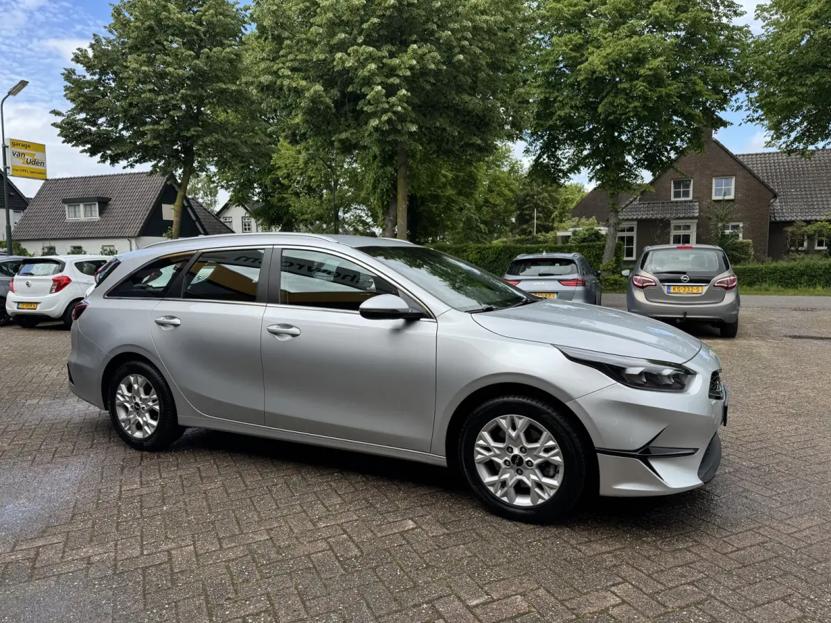 1.0 T-GDi DynamicLine Climate Control Navi Camera Carplay