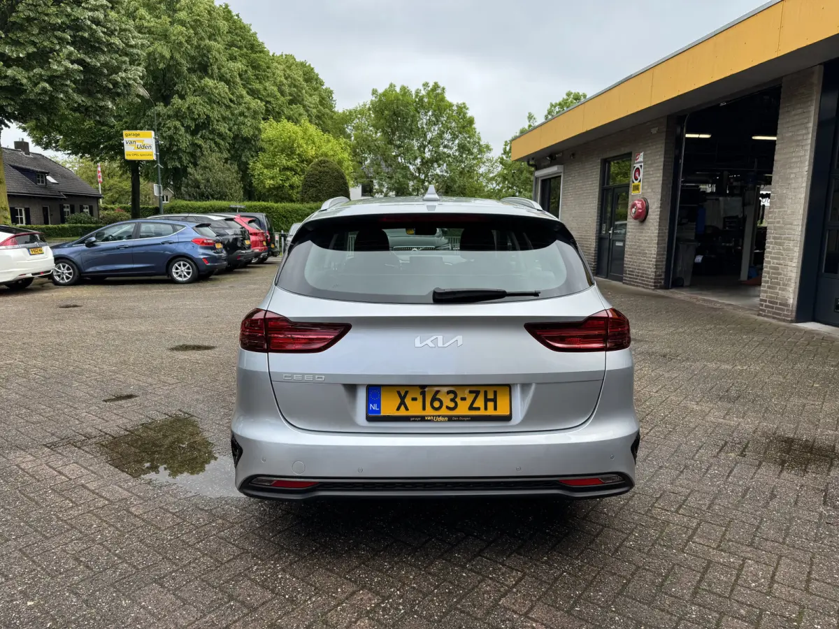 1.0 T-GDi DynamicLine Climate Control Navi Camera Carplay