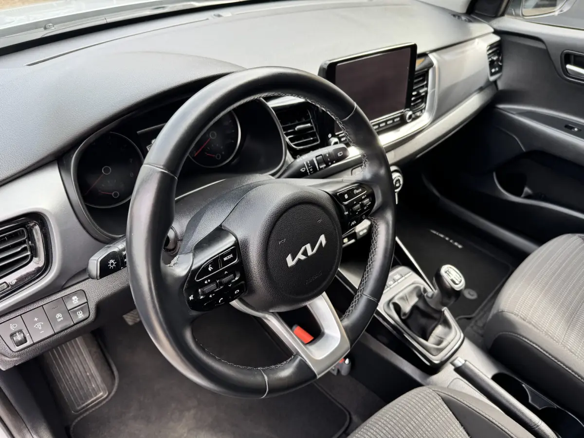 1.0 T-GDi MHEV DynamicLine Climate Control Camera Navi Carplay