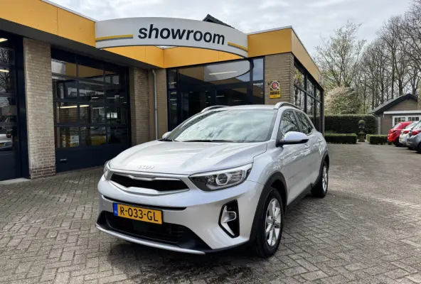1.0 T-GDi MHEV DynamicLine Climate Control Camera Navi Carplay