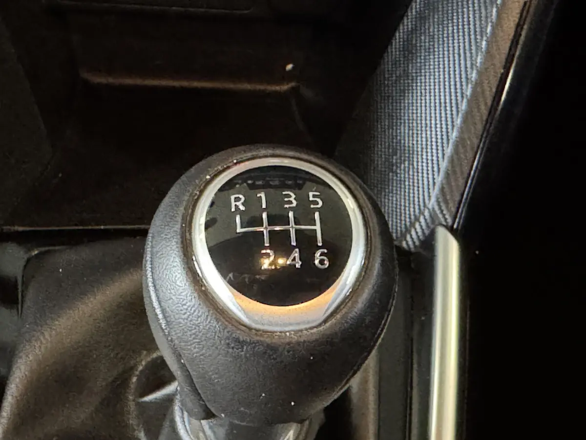 1.5 Skyactiv-G Airco Navi Carplay