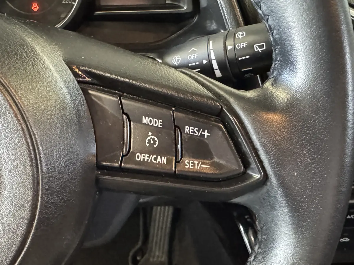 1.5 Skyactiv-G Airco Navi Carplay