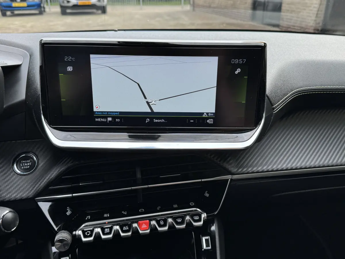 1.2 PureTech GT Pack Climate Control 3D Cockpit Pano Carplay
