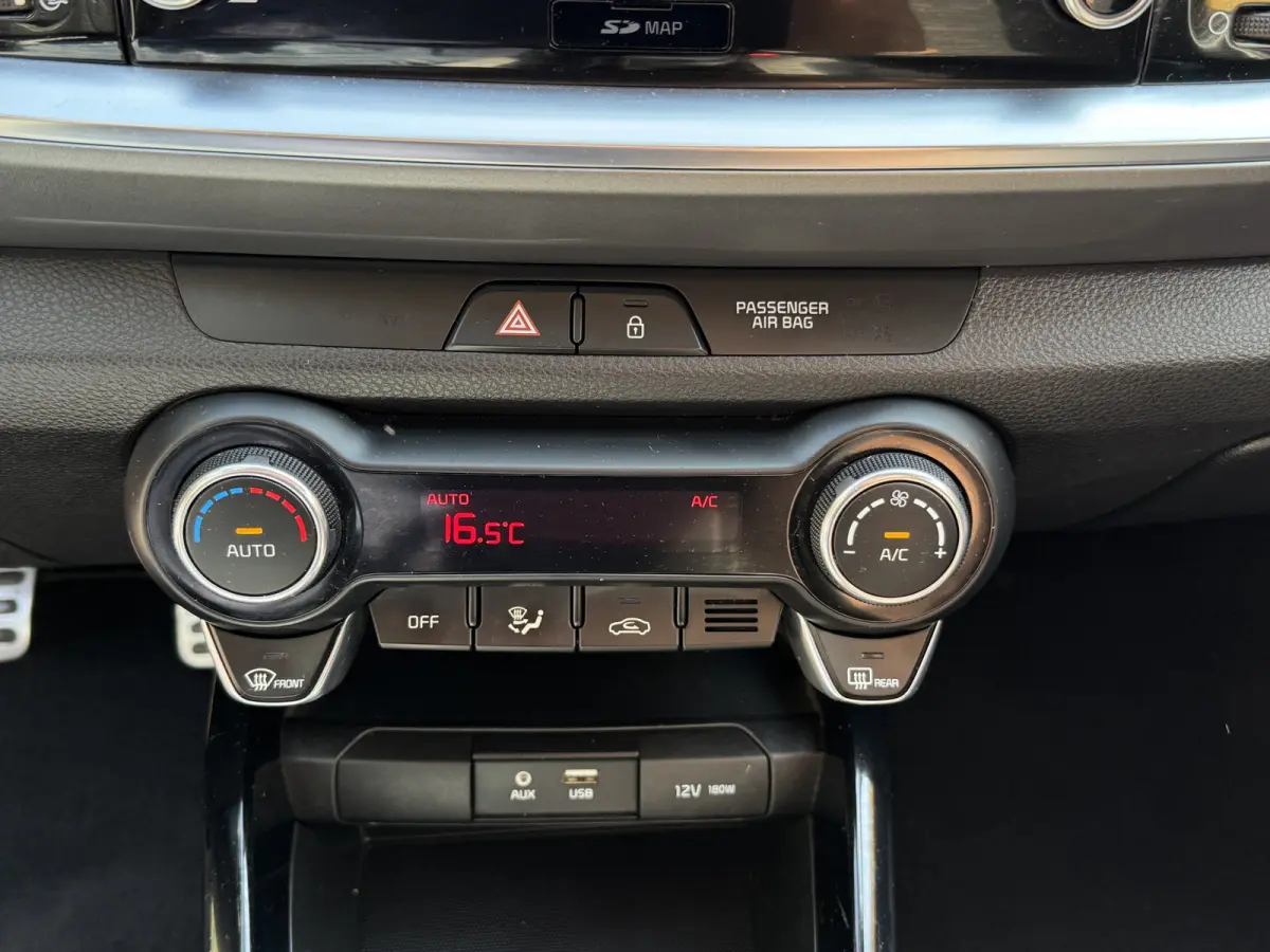 1.0 T-GDi ExecutiveLine Automaat Climate Control Navi Camera Carplay