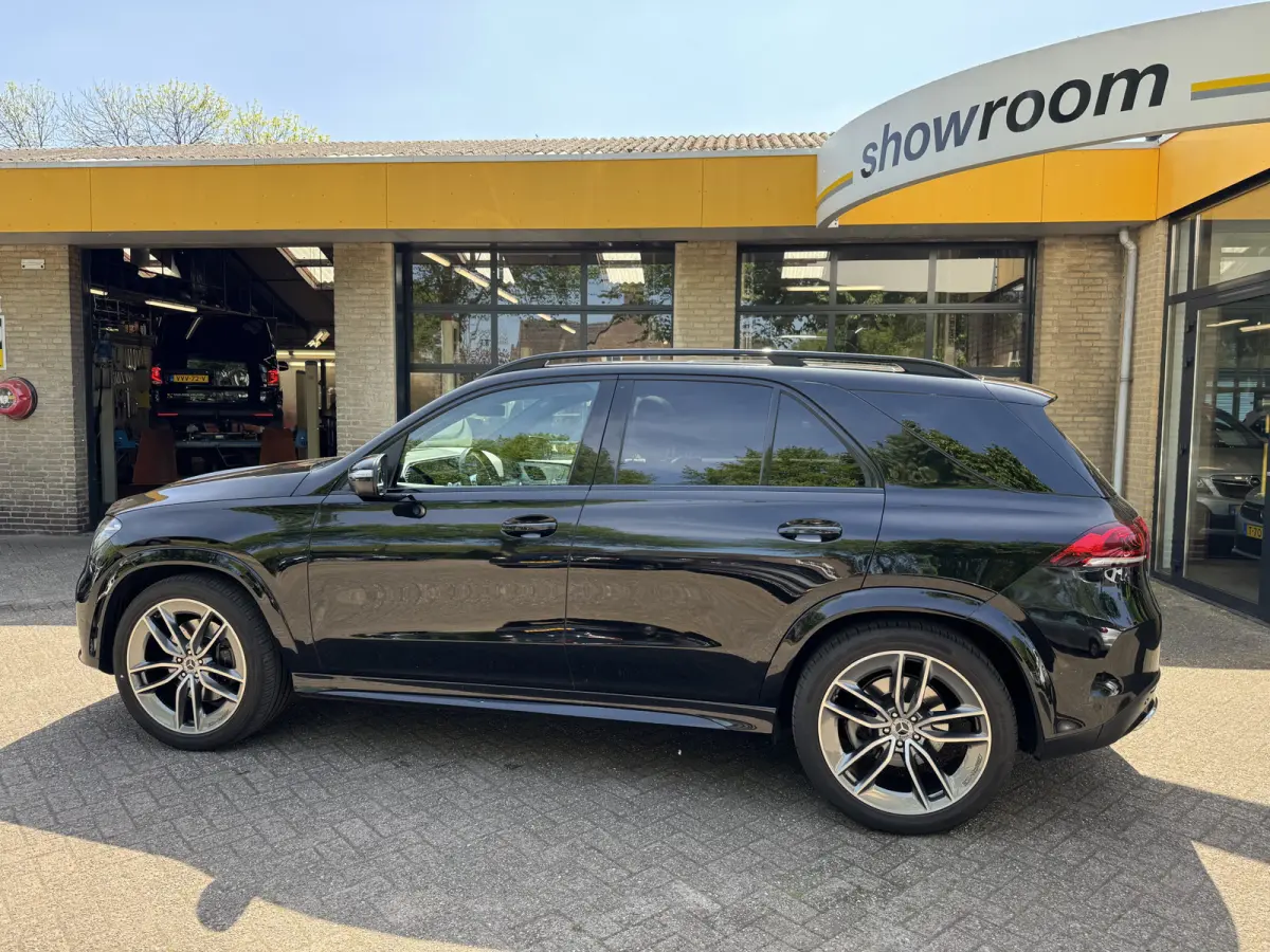 300 d 4MATIC Premium Plus AMG Pano Schuifdak Luchtvering 360Camera