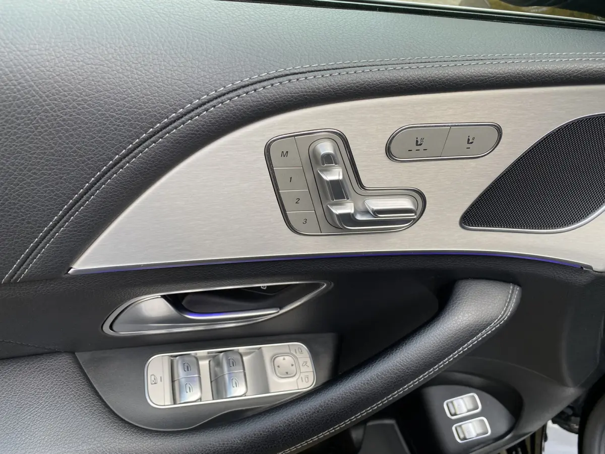 300 d 4MATIC Premium Plus AMG Pano Schuifdak Luchtvering 360Camera