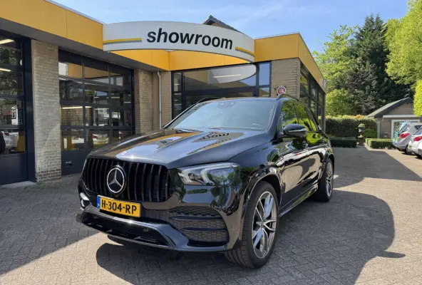 300 d 4MATIC Premium Plus AMG Pano Schuifdak Luchtvering 360Camera