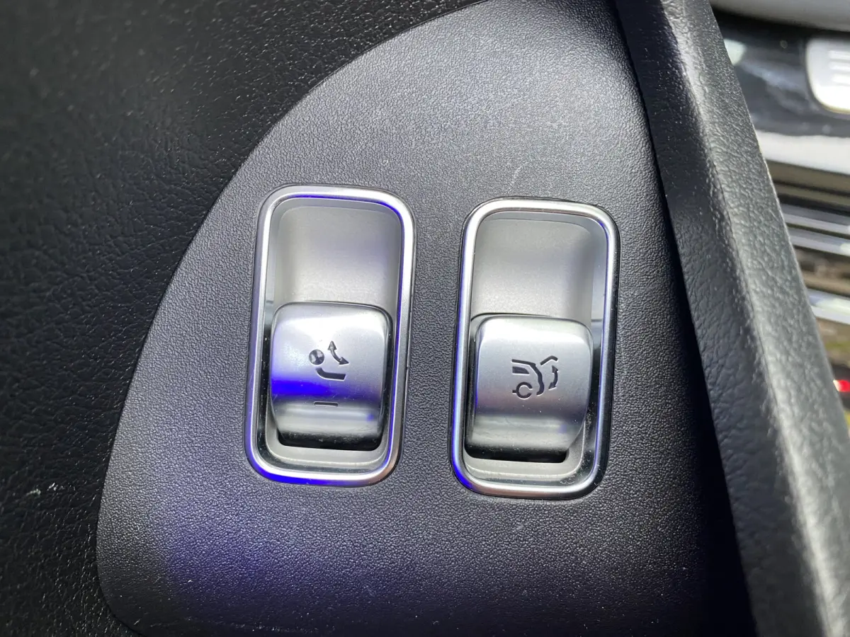 300 d 4MATIC Premium Plus AMG Pano Schuifdak Luchtvering 360Camera