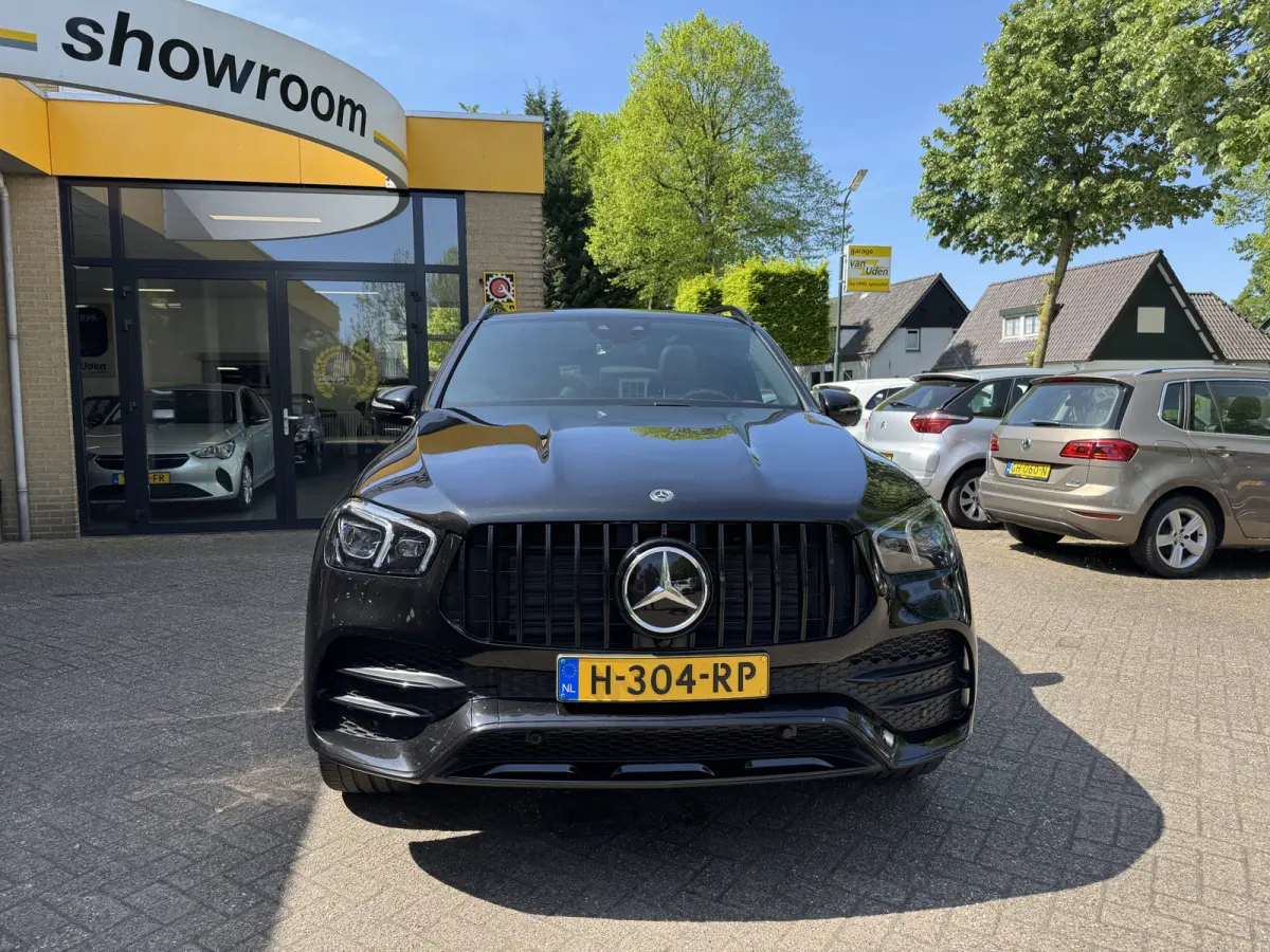 300 d 4MATIC Premium Plus AMG Pano Schuifdak Luchtvering 360Camera