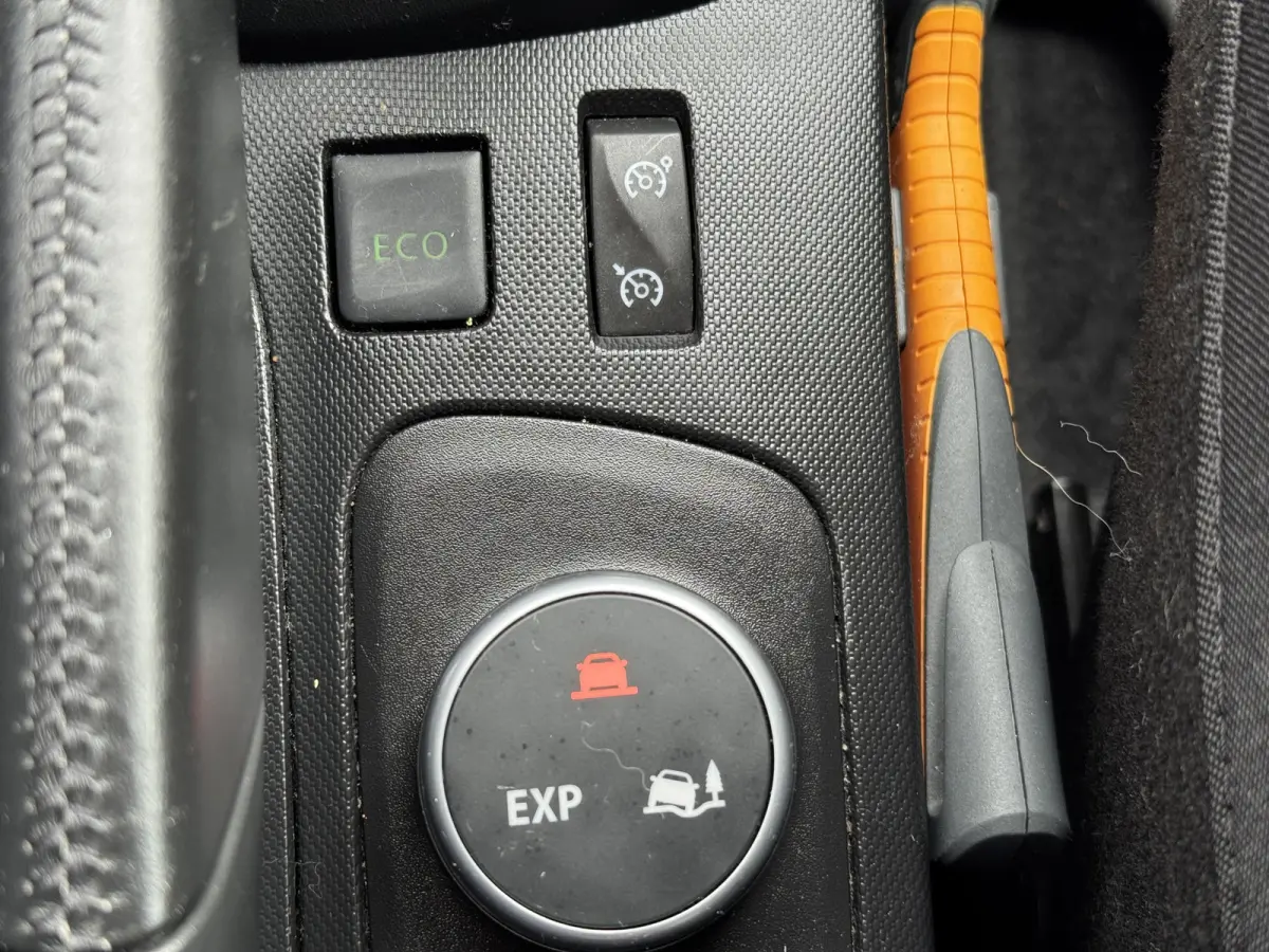 0.9 TCe Xmod Climate Control Navi Camera