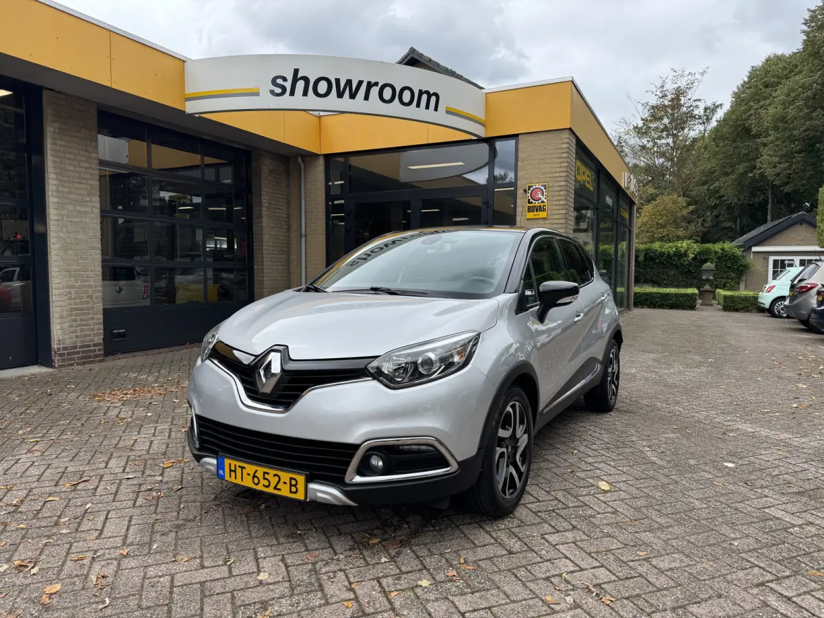0.9 TCe Xmod Climate Control Navi Camera