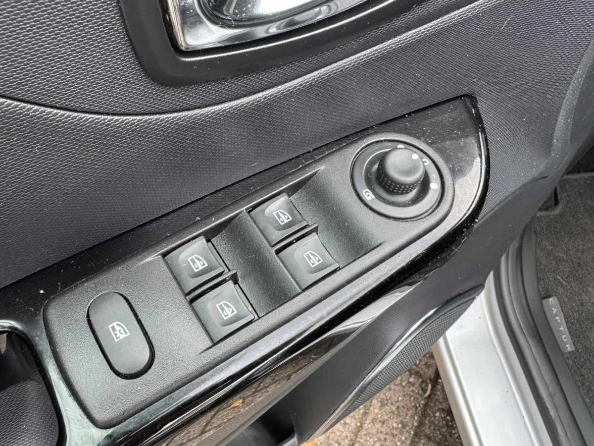 0.9 TCe Xmod Climate Control Navi Camera