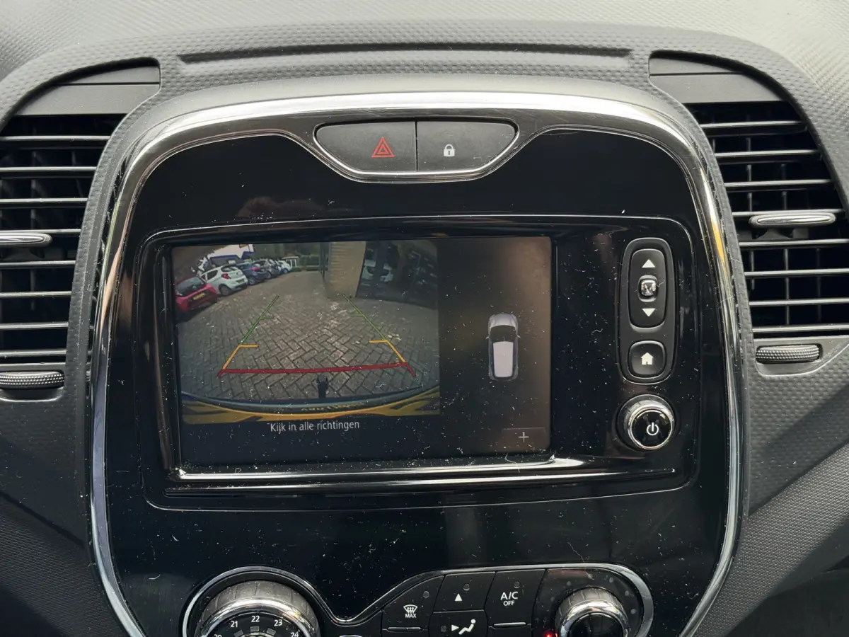 0.9 TCe Xmod Climate Control Navi Camera