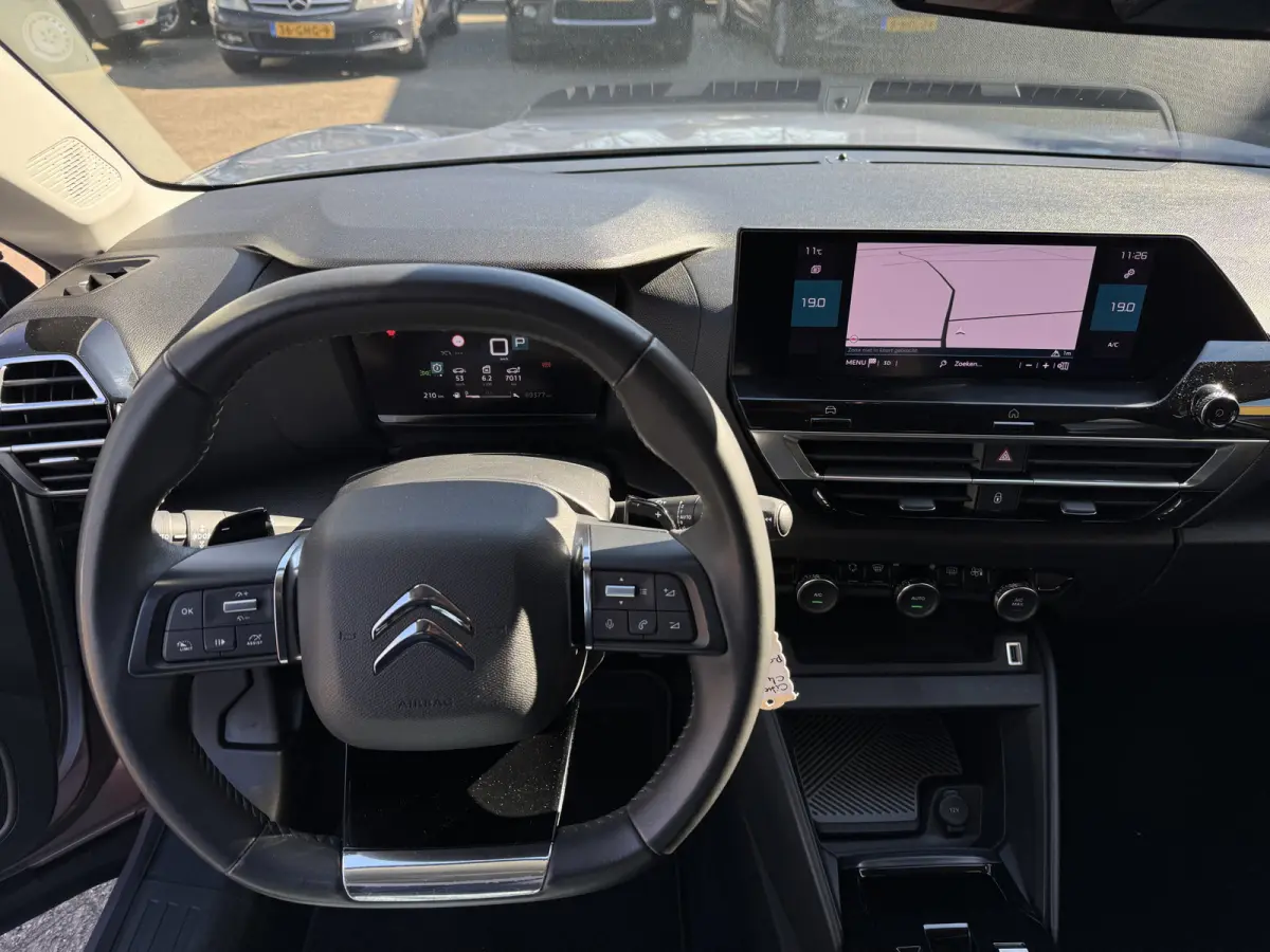 1.2 130PK Feel Automaat Navi Climate Control Camera Carplay