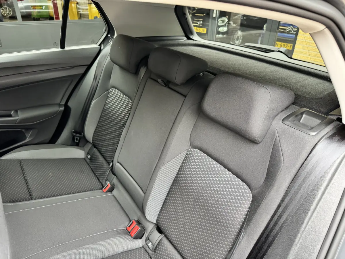 1.5 eTSI R-Line Climate Control Navi Carplay