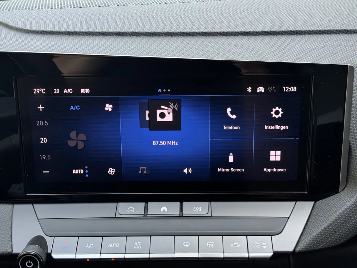 1.2 Level 2 Climate Control Navi Carplay