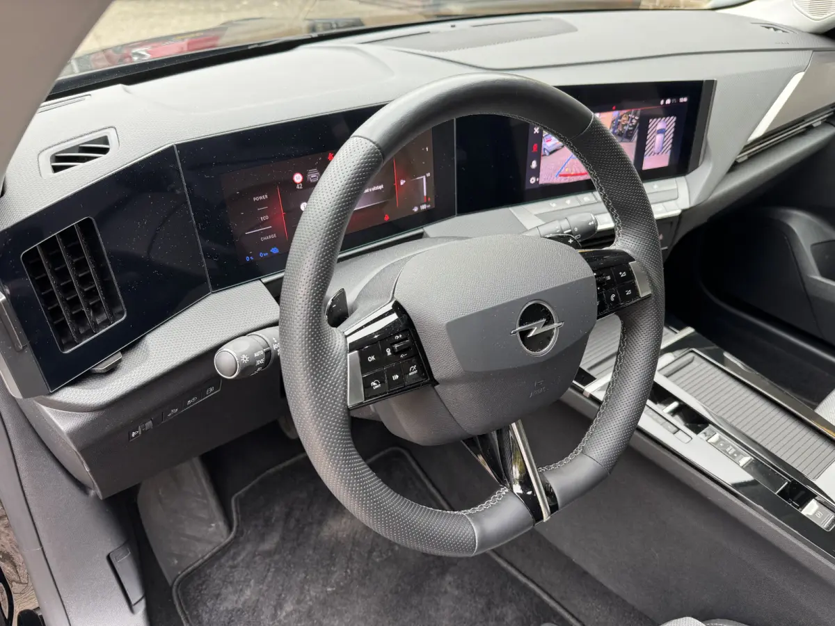 1.6 Hybrid Business Elegance Carplay Camera Trekhaak