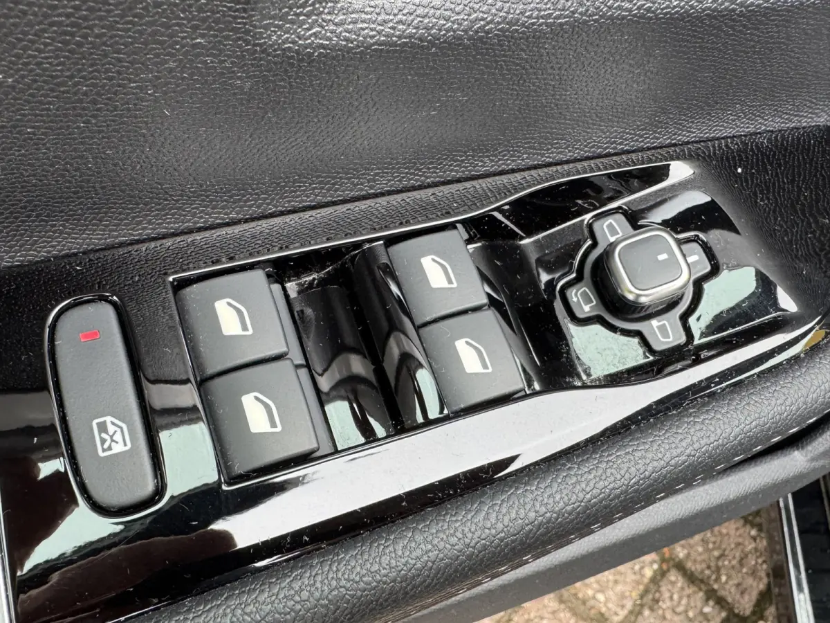 1.6 Hybrid Business Elegance Carplay Camera Trekhaak