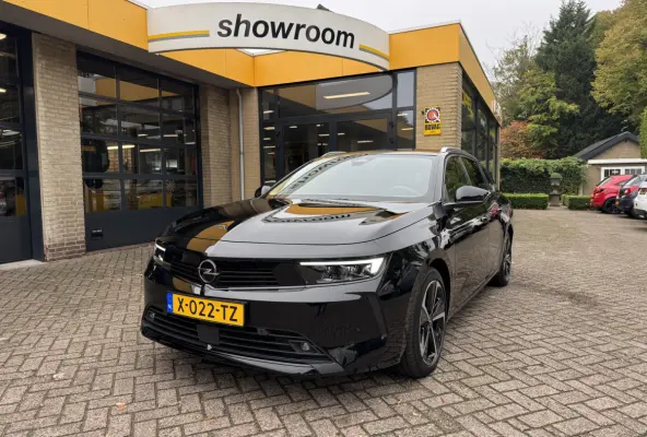 1.6 Hybrid Business Elegance Carplay Camera Trekhaak
