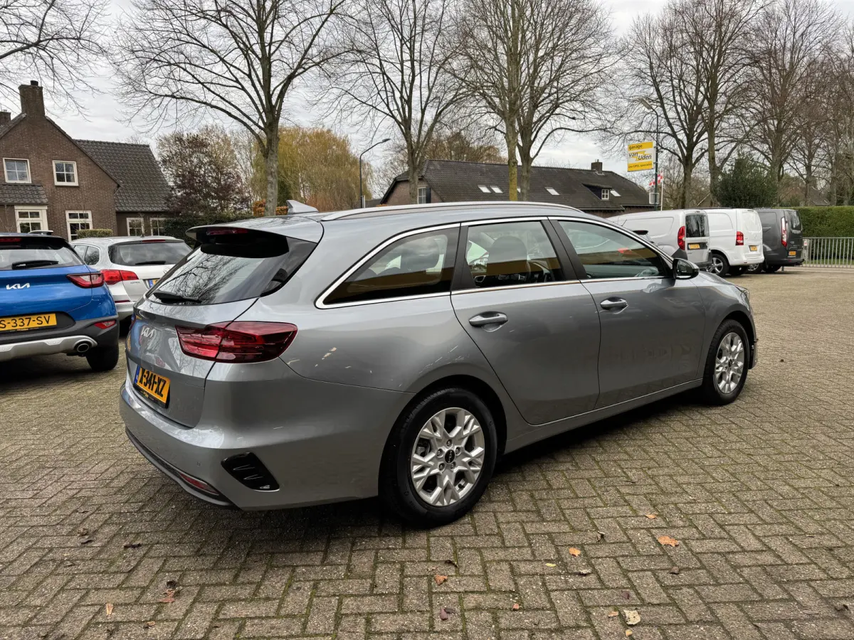 1.0 T-GDi DynamicLine Climate Control Navi Camera Carplay