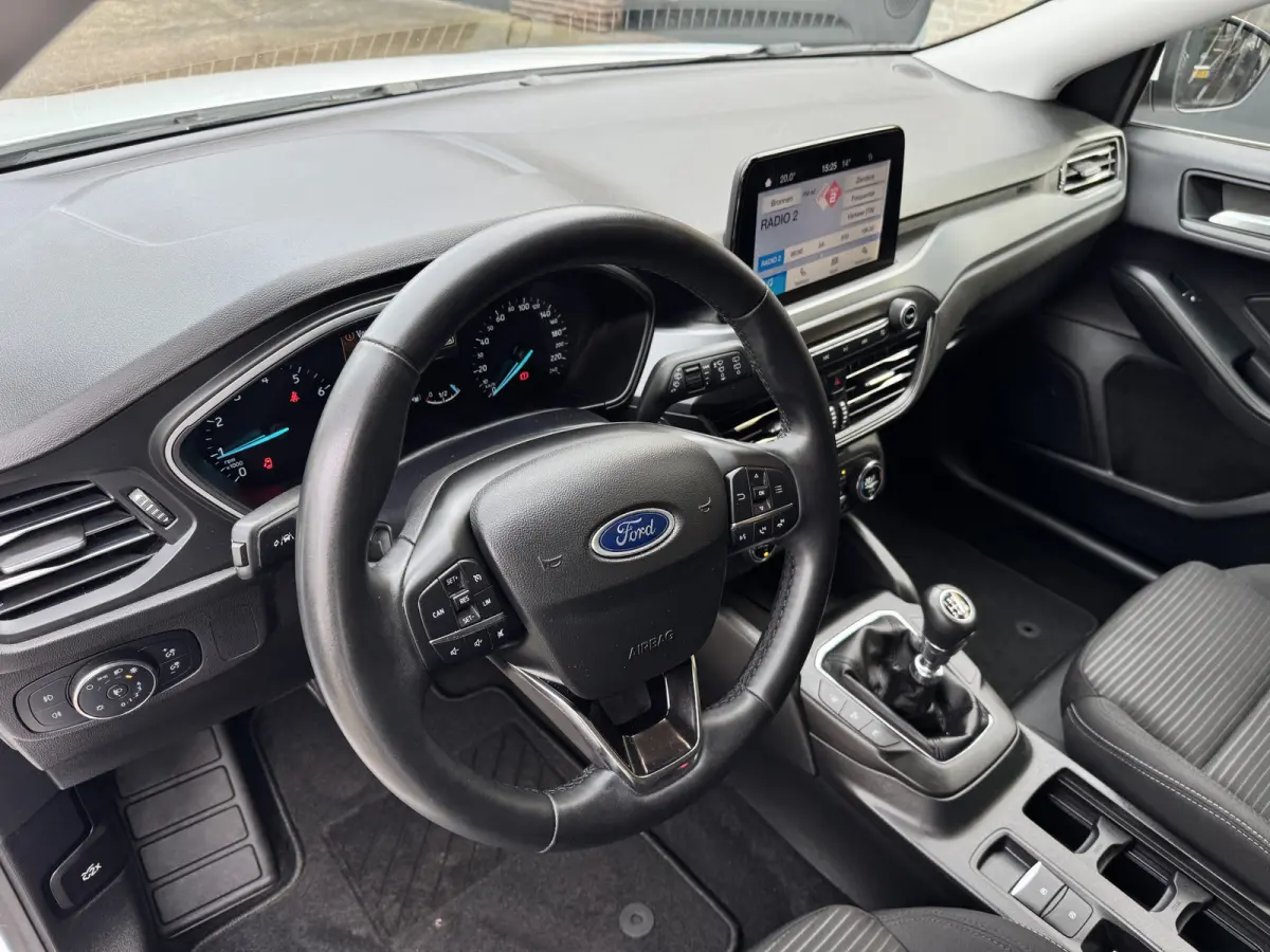 1.0 EcoBoost Hybrid Titanium Climate Control Camera Carplay