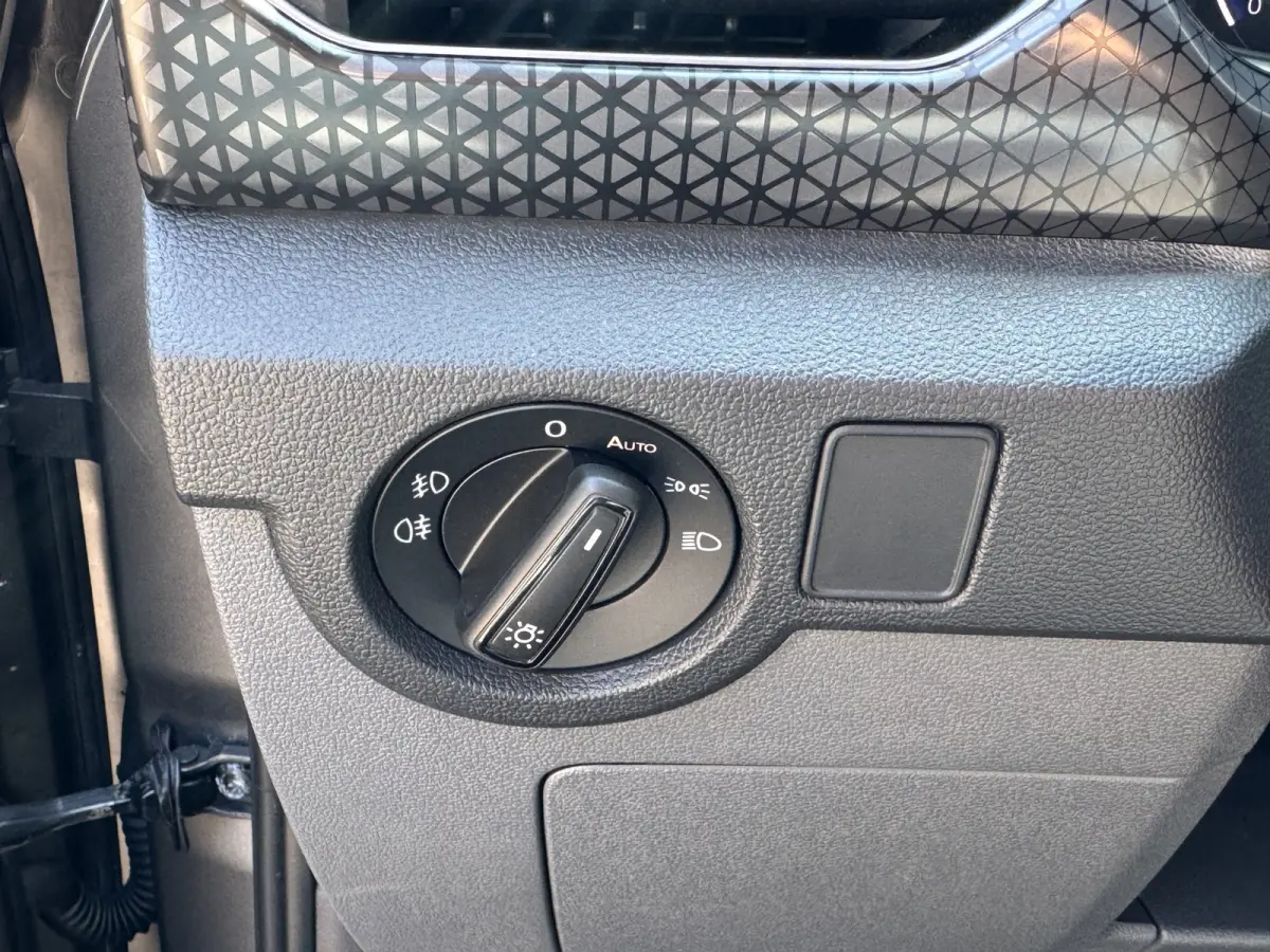 1.0 TSI Style Automaat Climate Control Led Carplay